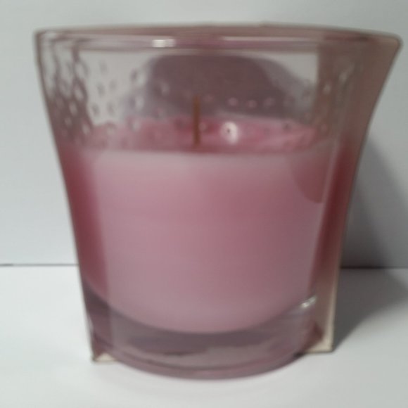 Glade Angel Whispers Candle Set of 4 - Picture 4 of 7